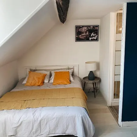 Dom wakacyjny Maison Cosy Avec 3 Et 3 Salles De Bains Amiens